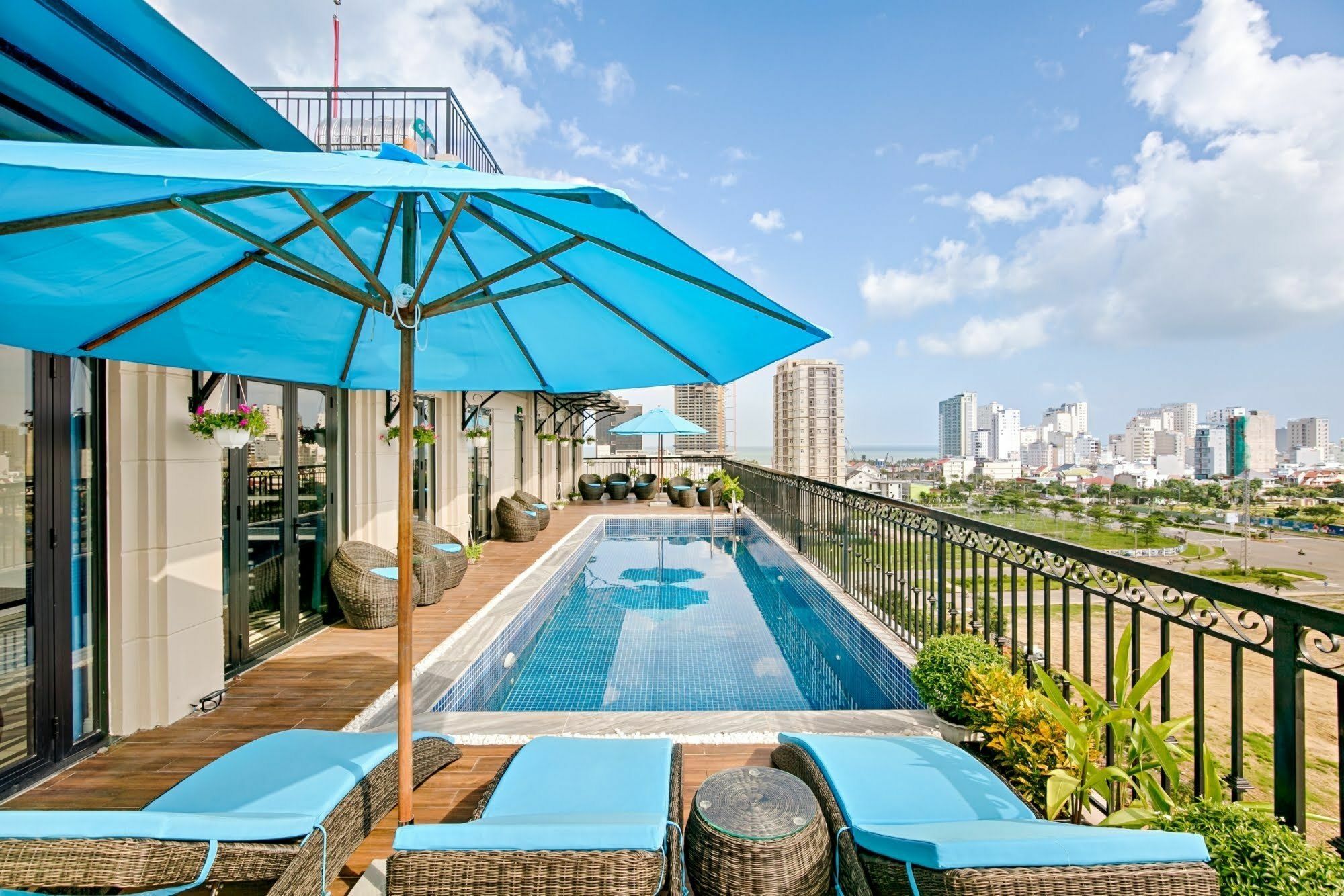 The Herriott Hotel & Suite Da Nang Exterior photo