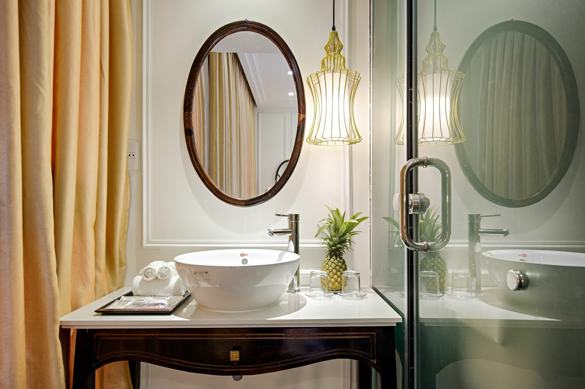 The Herriott Hotel & Suite Da Nang Exterior photo