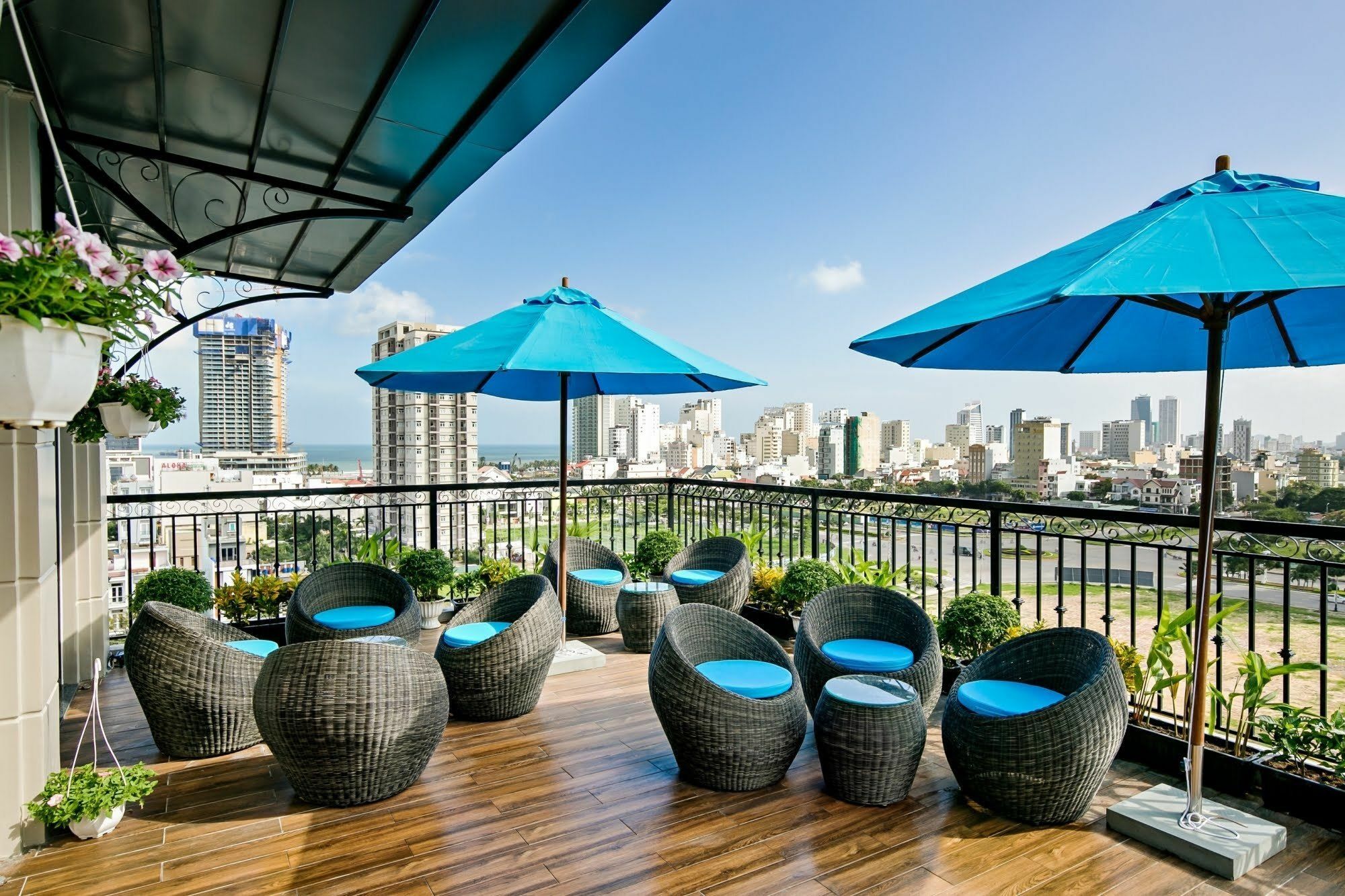 The Herriott Hotel & Suite Da Nang Exterior photo